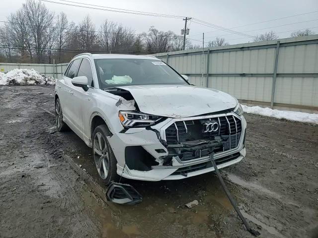 Audi Q3 2021