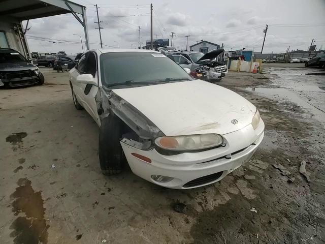 Oldsmobile Aurora 2003