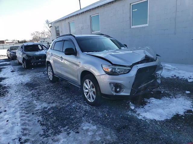 Mitsubishi Outlander 2015