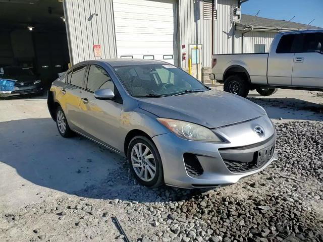 Mazda 3 2013