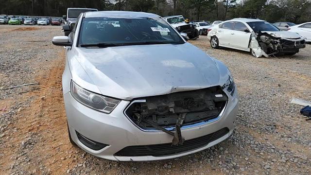 Ford Taurus 2016