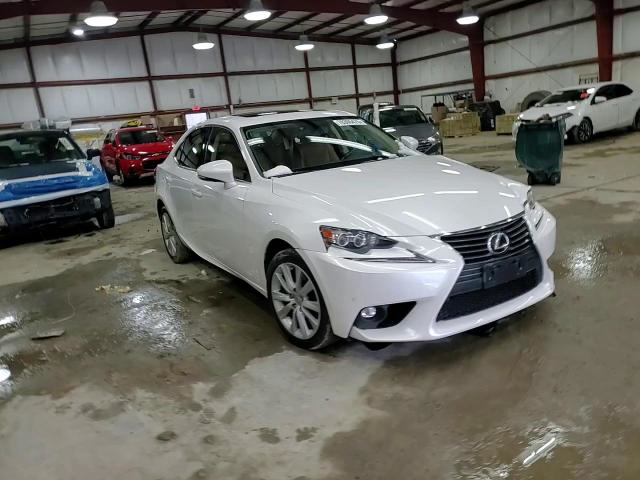 Lexus IS 2016