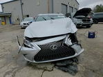 Lexus ES 2019