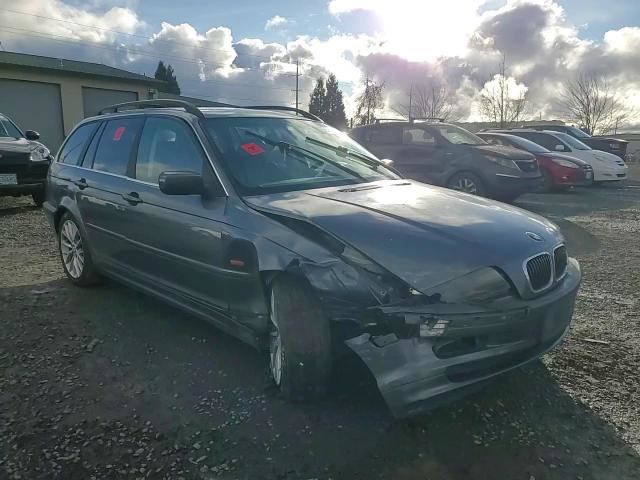 BMW Series 3 2001