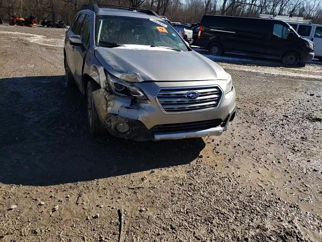Subaru Outback 2015