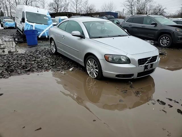 Volvo C70 2007