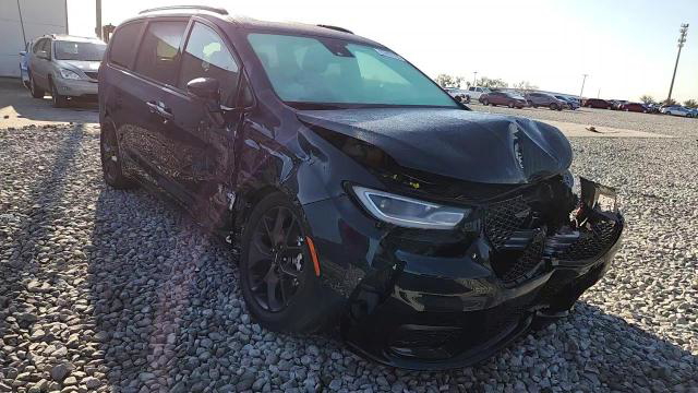 Chrysler Pacifica 2022