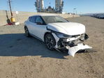 Kia EV6 2024