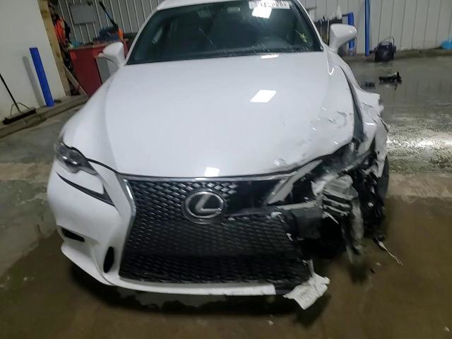 Lexus IS 2015