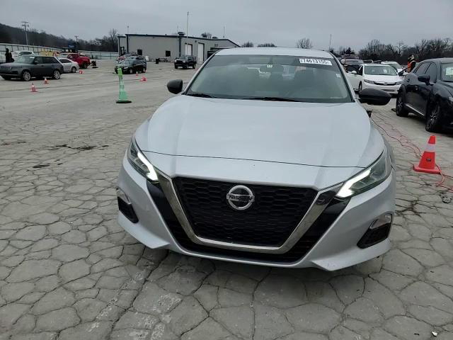 Nissan Altima 2019