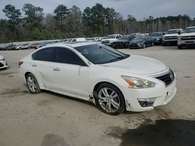 Nissan Altima 2014