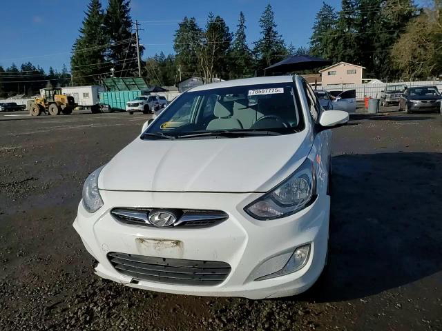 Hyundai Accent 2013