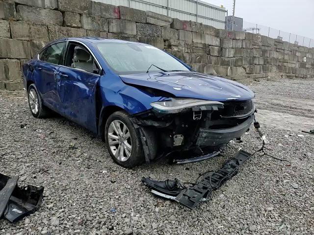 Chrysler 200 2015