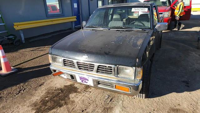 Nissan  1997