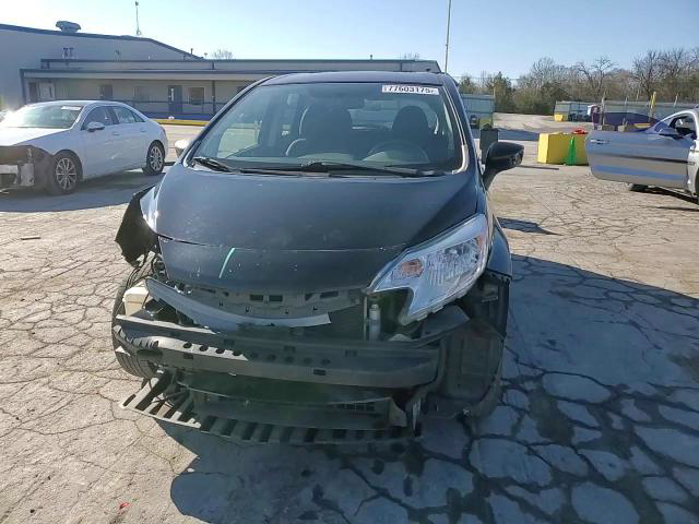 Nissan Versa 2015