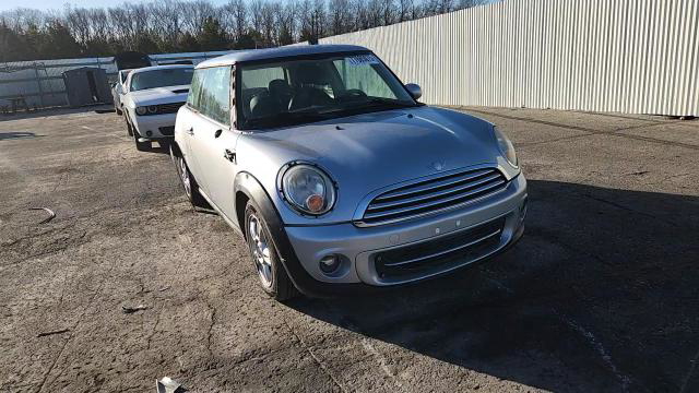 MINI Cooper 2011