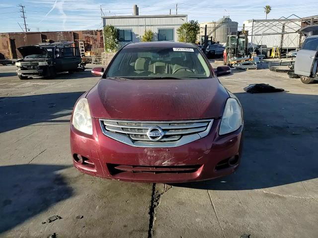Nissan Altima 2010