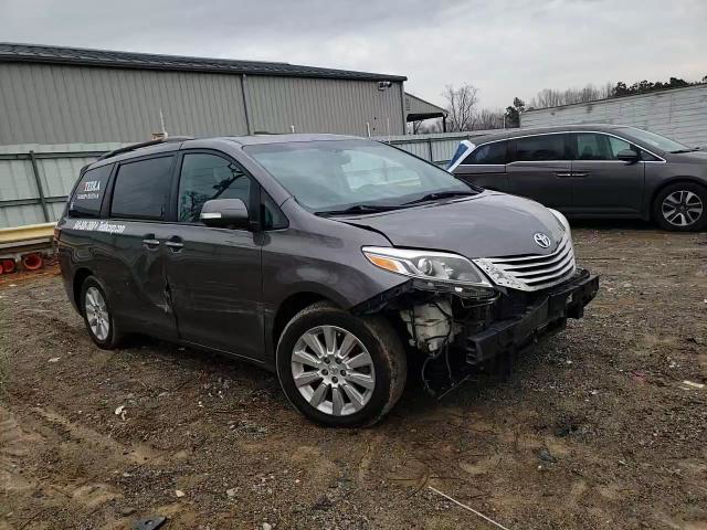 Toyota Sienna 2016