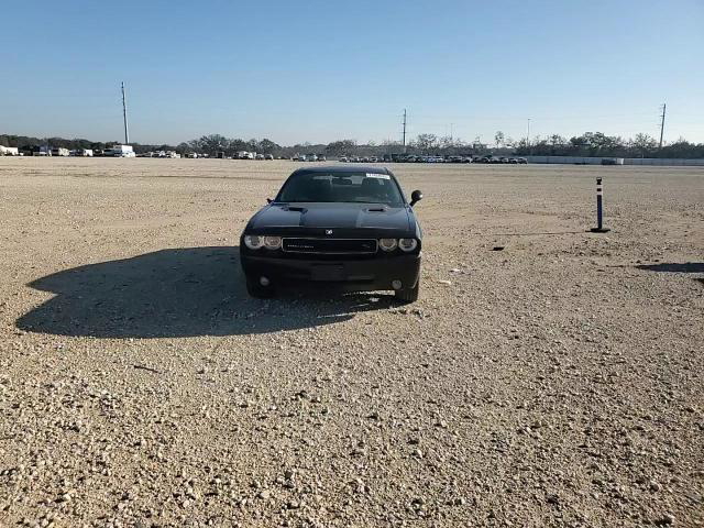 Dodge Challenger 2010