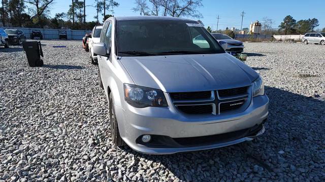 Dodge Caravan 2019