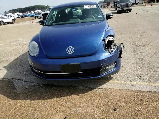 Volkswagen Beetle 2013