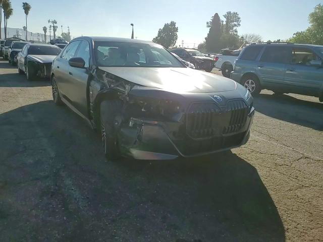 BMW i7 2024