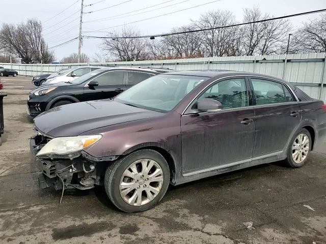 Toyota Avalon 2012