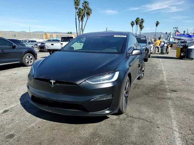 Tesla Model X 2024