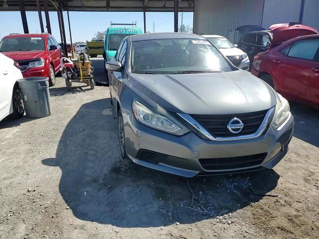 Nissan Altima 2018