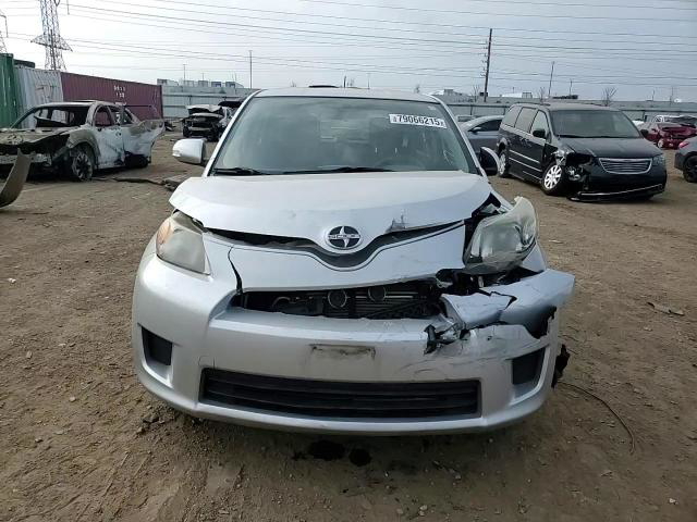 Scion xD 2014