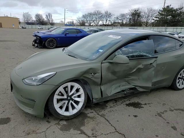 Tesla Model 3 2022