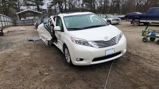 Toyota Sienna 2017