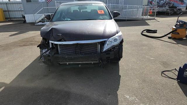 Toyota Avalon 2011