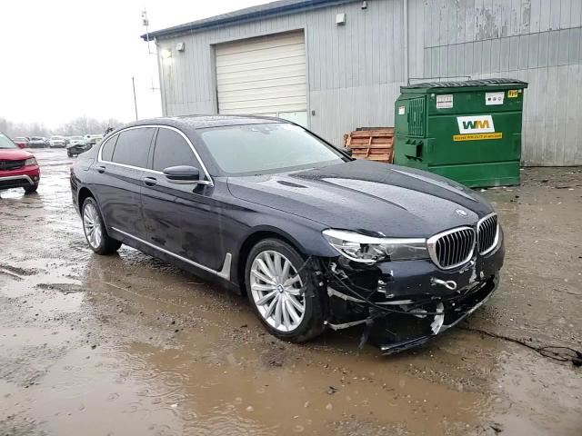 BMW Series 7 2016