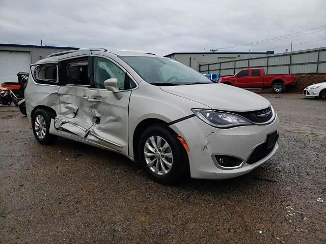 Chrysler Pacifica 2019