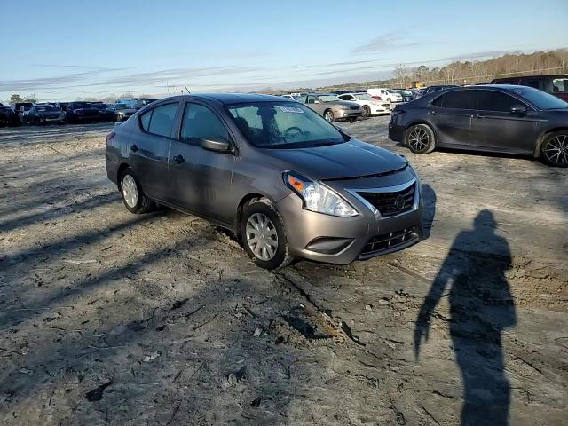 Nissan Versa 2017