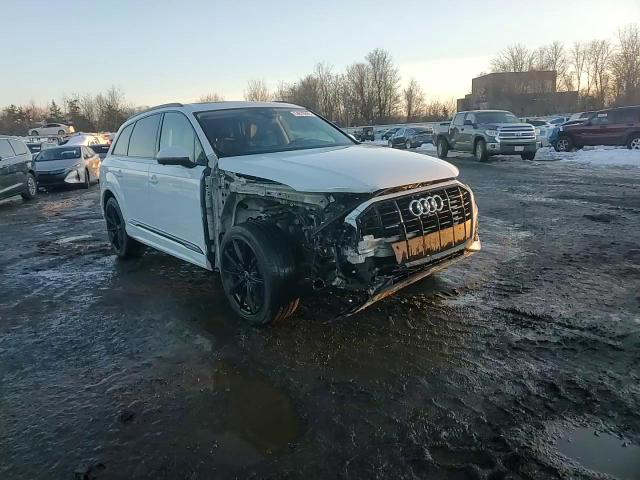 Audi Q7 2021