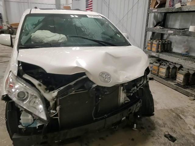 Toyota Sienna 2017