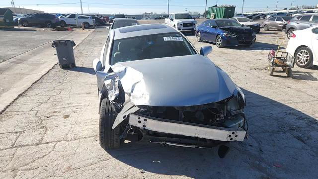 Lexus IS 2011