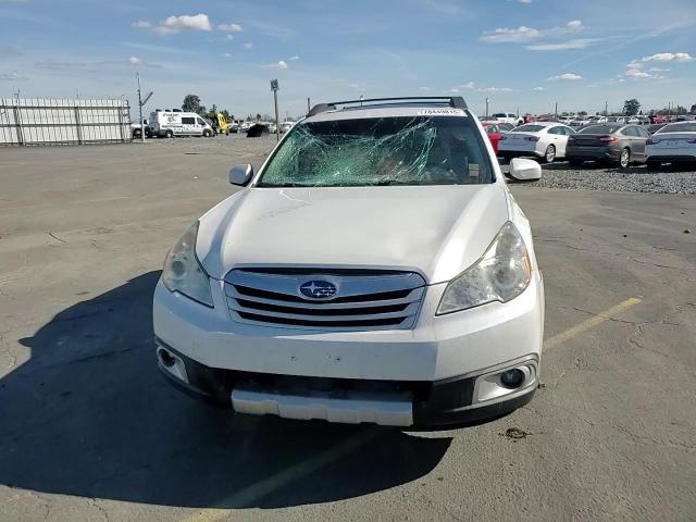 Subaru Outback 2012