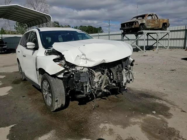 Nissan Pathfinder 2020