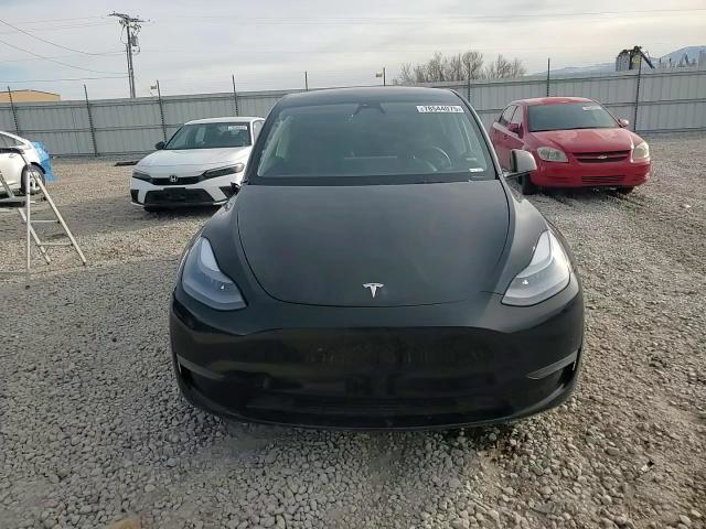 Tesla Model Y 2025