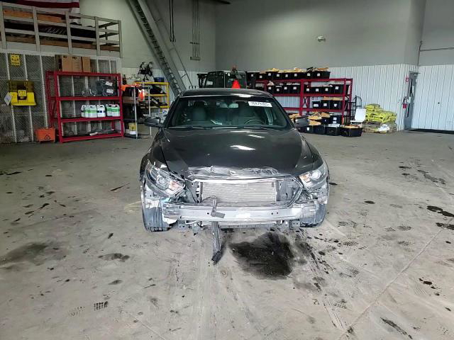 Ford Taurus 2016