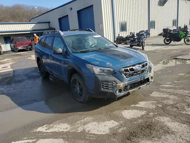 Subaru Outback 2025