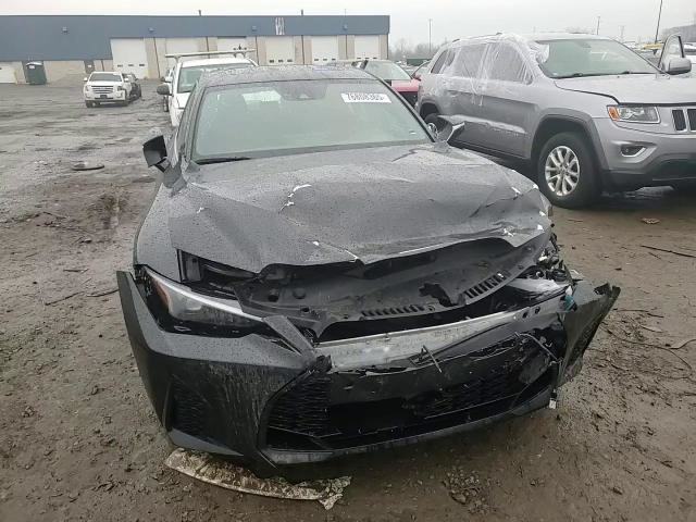 Lexus IS 2024