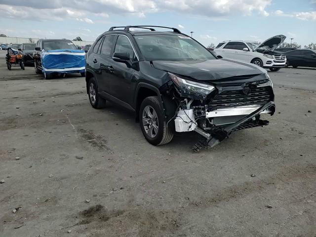 Toyota RAV 4 2025