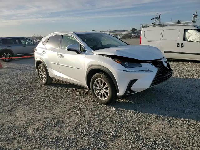 Lexus NX 2019