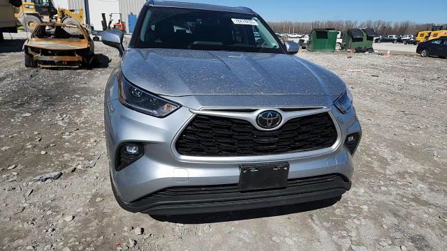 Toyota Highlander 2021