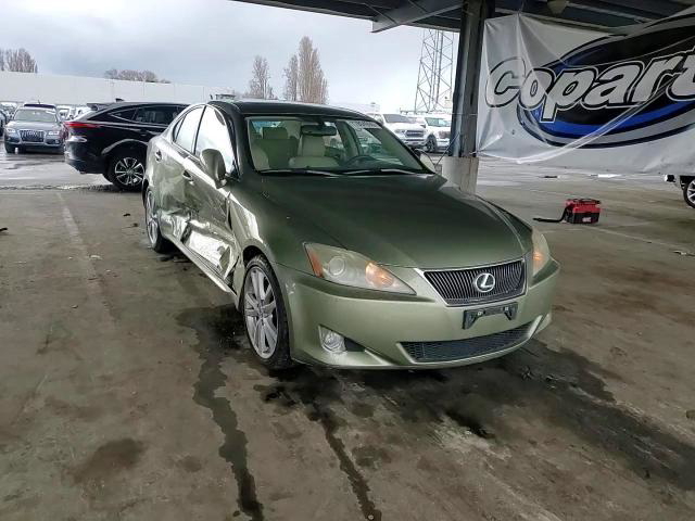 Lexus IS 2006