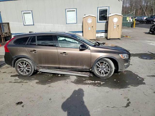 Volvo V60 2016